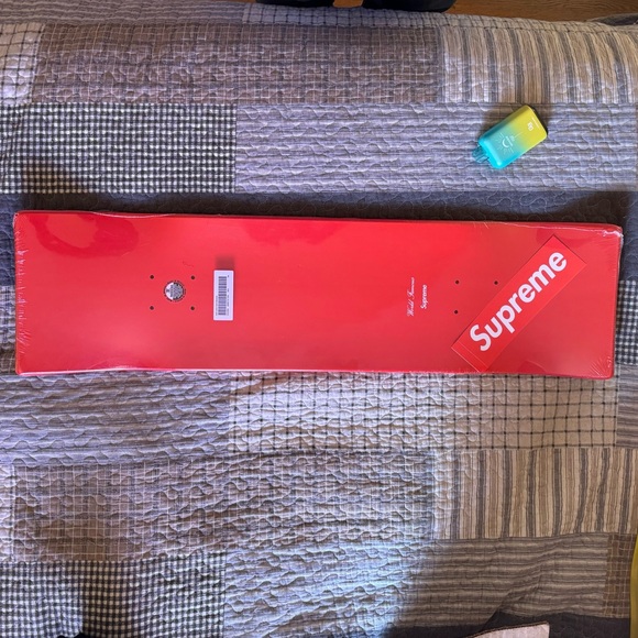 🎯SOLD🎯 Supreme Uncut Box Logo Skateboard Deck NWT - Picture 3 of 13